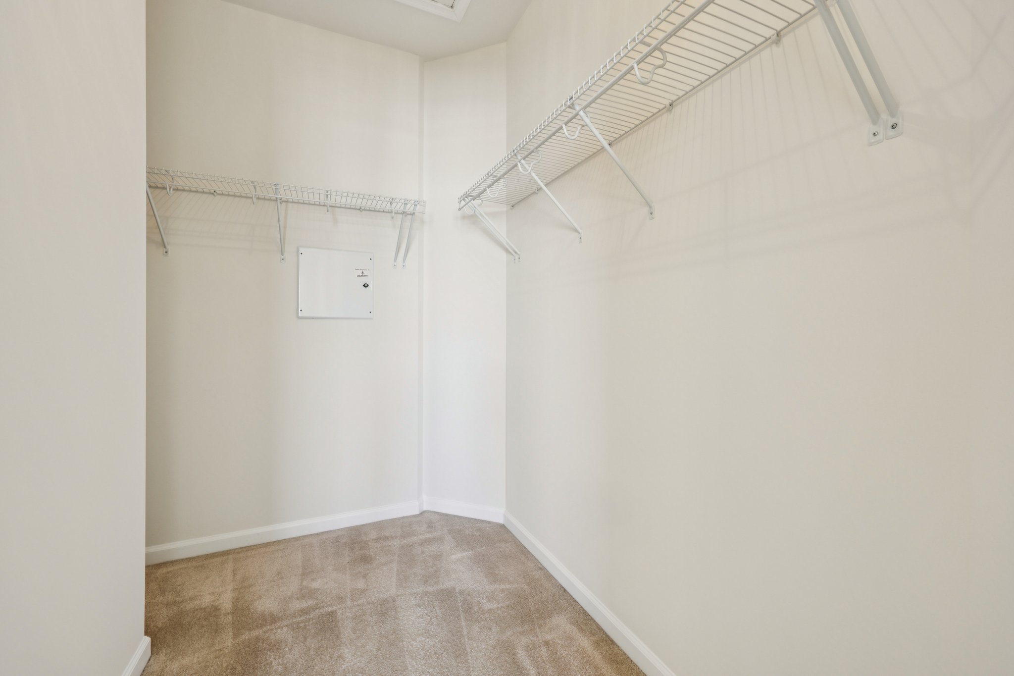 Byrne Meadow Sq 303-S2403-021.jpg