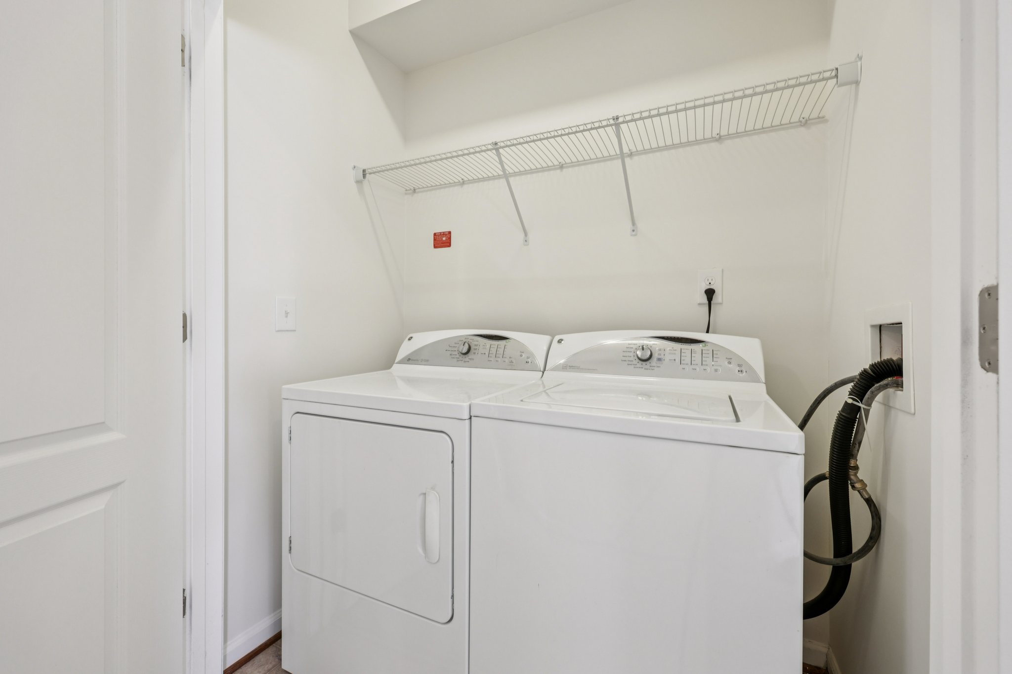 Byrne Meadow Sq 303-S2403-024.jpg