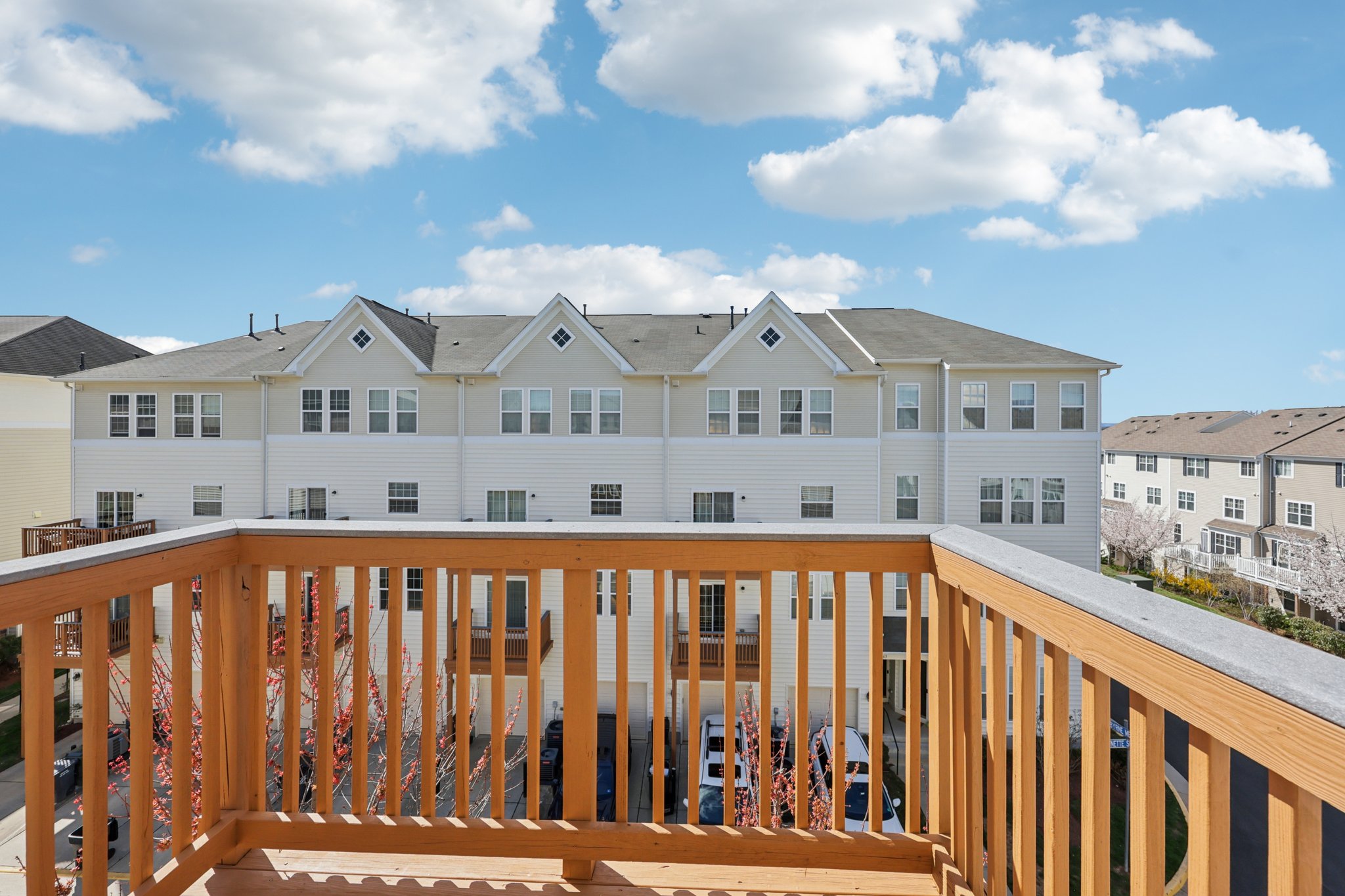 Byrne Meadow Sq 303-S2403-030.jpg