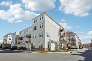 Byrne Meadow Sq 303-S2403-002.jpg