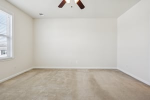 Byrne Meadow Sq 303-S2403-020.jpg