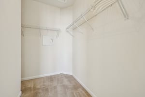 Byrne Meadow Sq 303-S2403-021.jpg