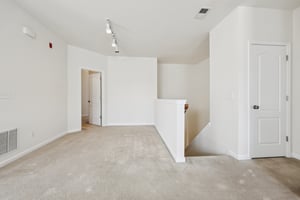 Byrne Meadow Sq 303-S2403-027.jpg