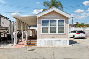 Eshelman Ave 26-S2108-001.jpg