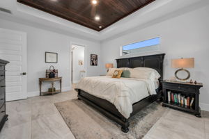 Master Bedroom Ensuite - View 2