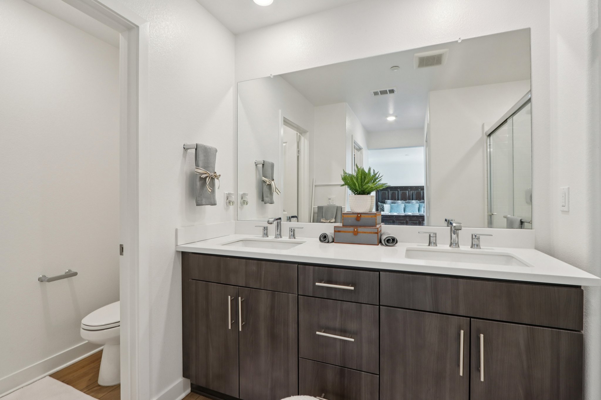 Yellowstone Wy-S1211-036.jpg