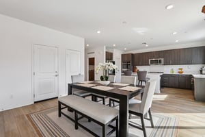 Yellowstone Wy-S1211-012.jpg