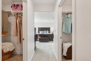 Yellowstone Wy-S1211-031.jpg