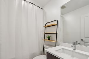 Yellowstone Wy-S1211-041.jpg