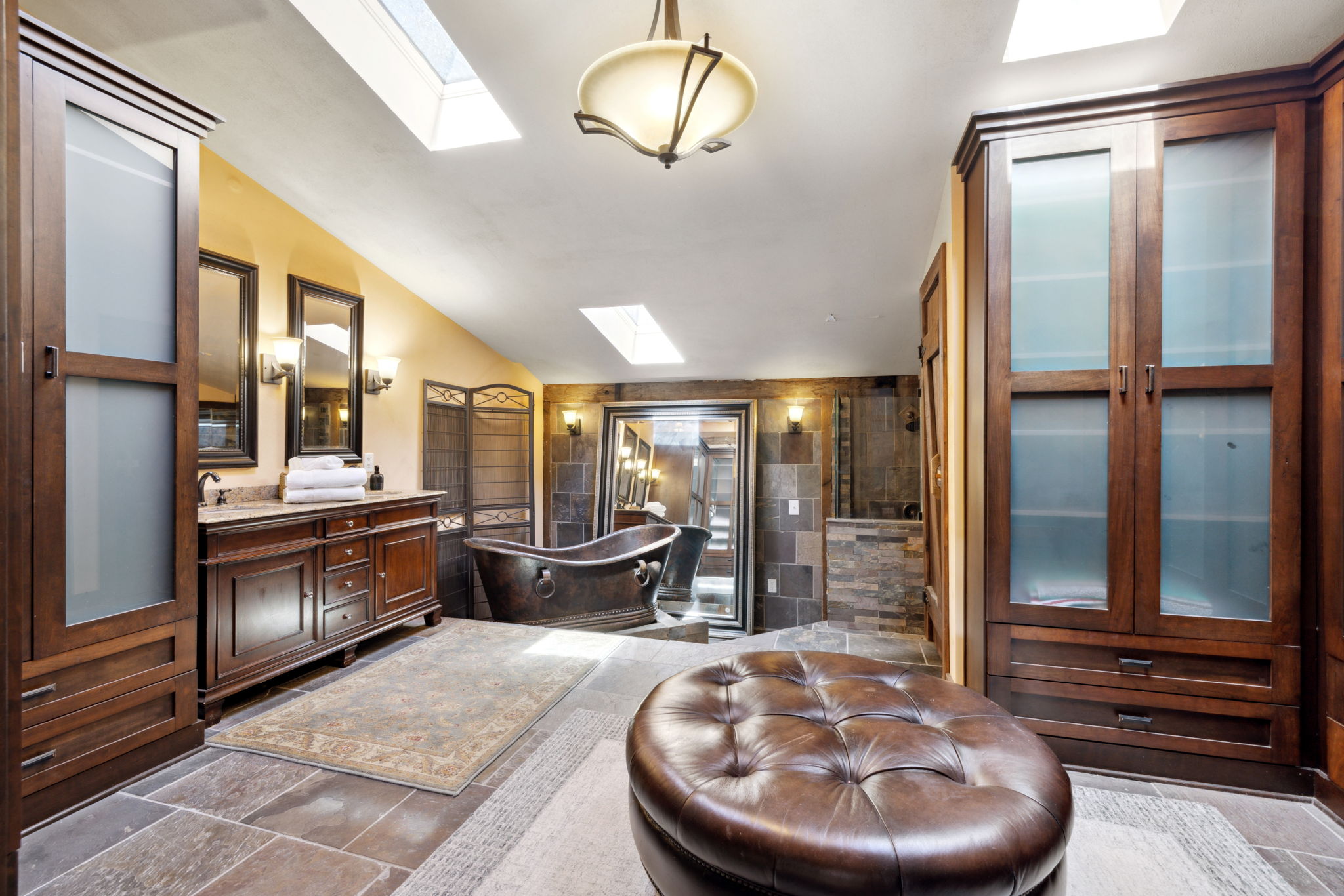 Primary bathroom in The Cottage