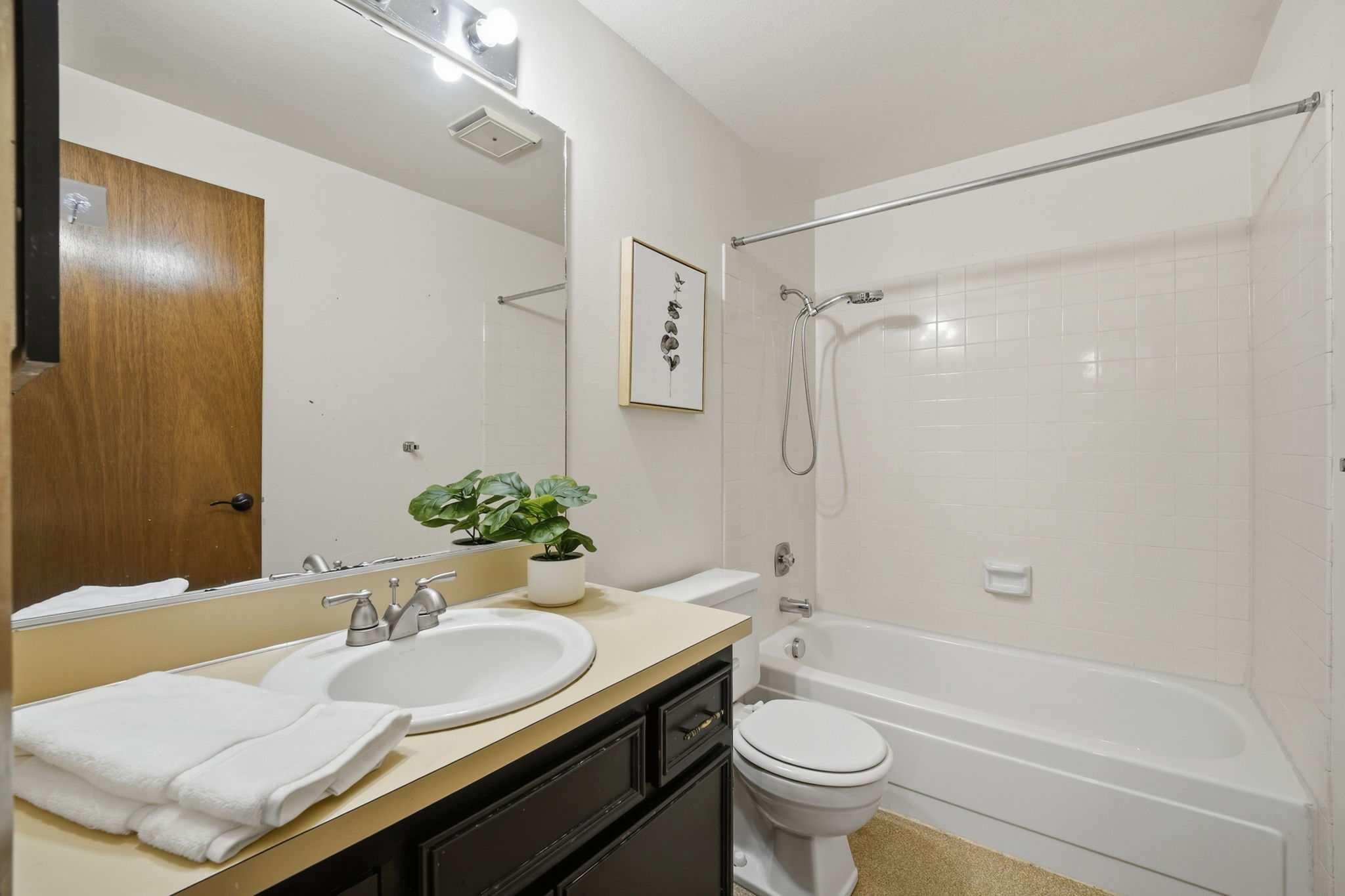  Photo 34