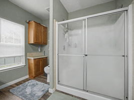 Photo 32