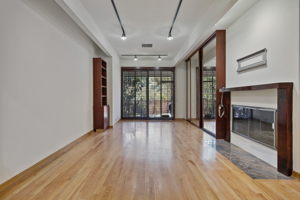2469 Crest View Dr, Los Angeles, CA 90046, USA Photo 19