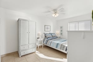 S Washington Ave 105C-020.jpg