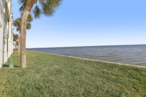 S Washington Ave 105C-025.jpg