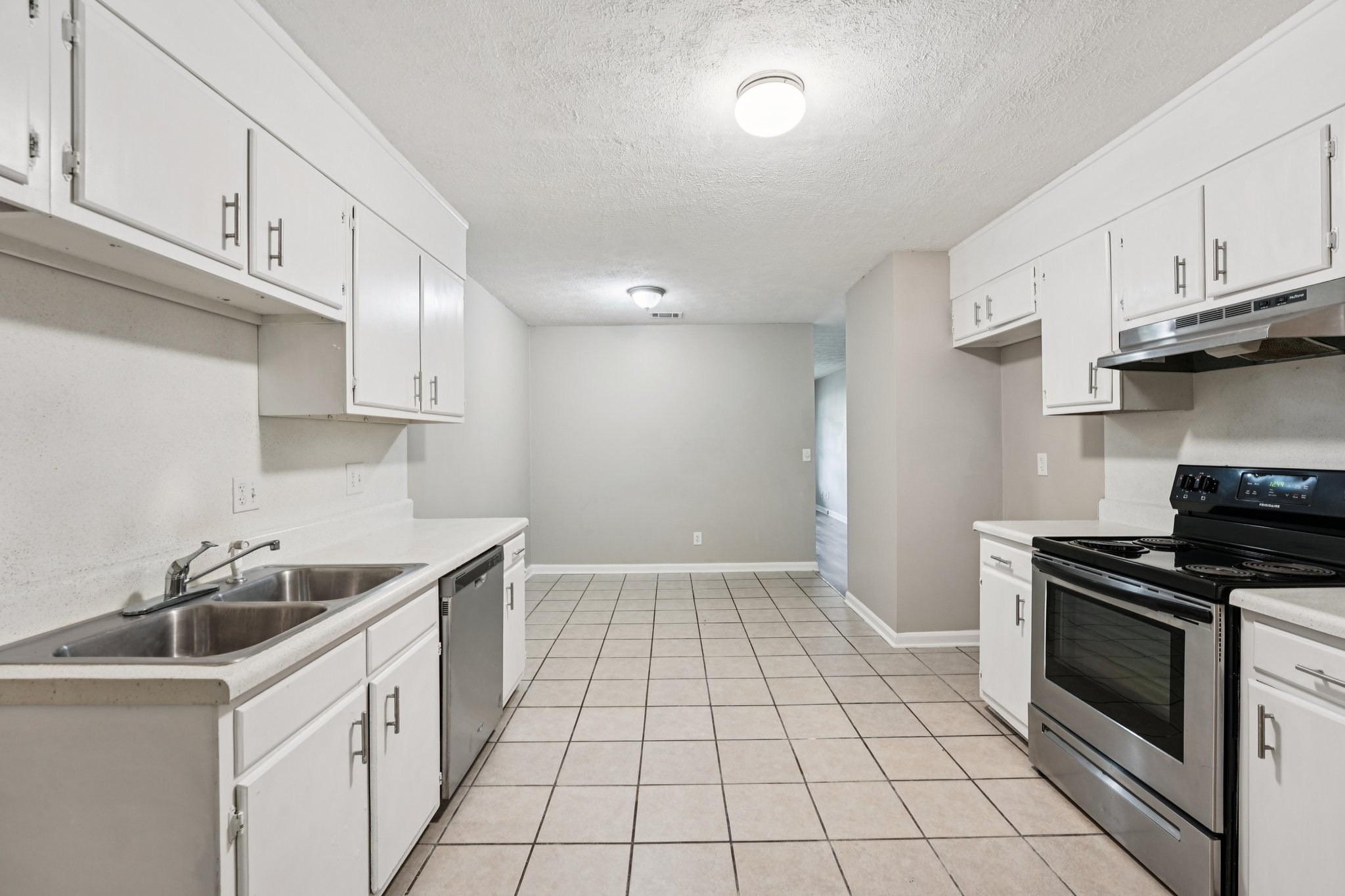 Kimberly Way SW 245-S2108-013.jpg