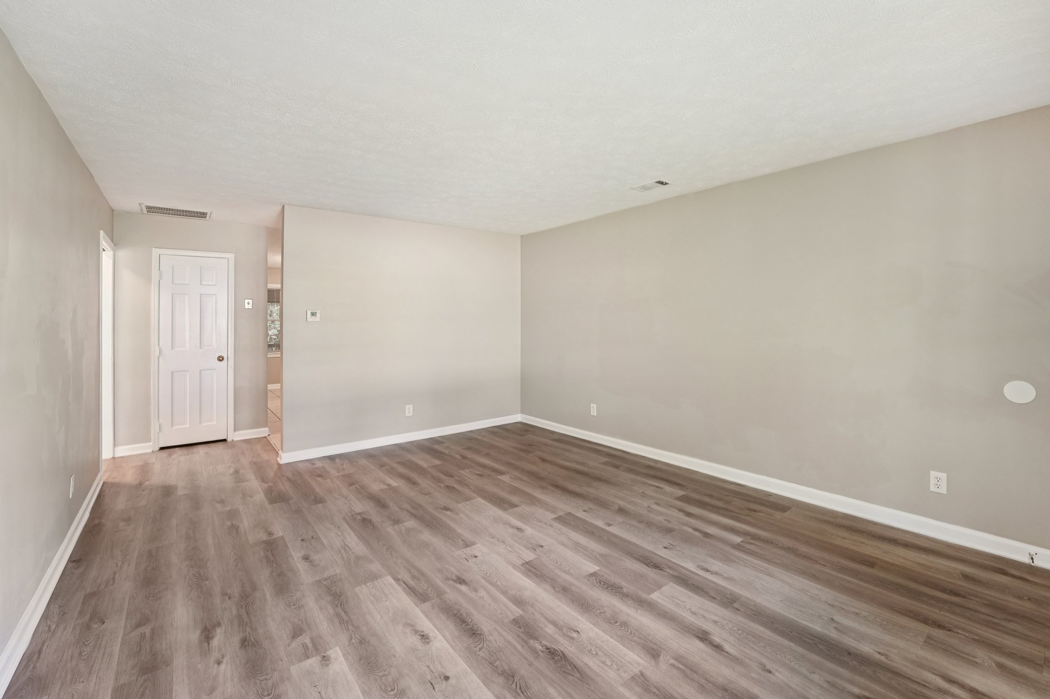Kimberly Way SW 245-S2108-014.jpg