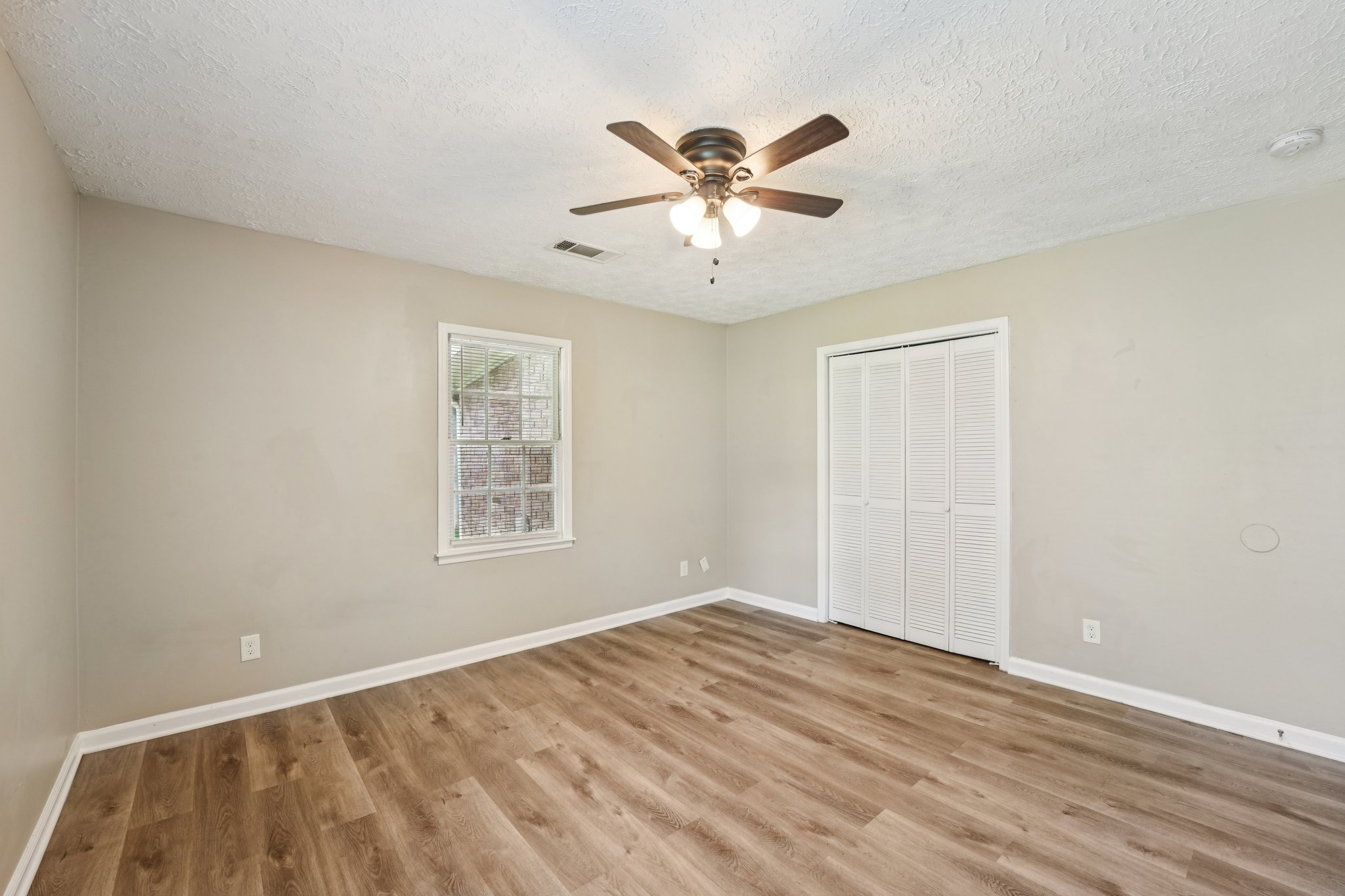 Kimberly Way SW 245-S2108-020.jpg