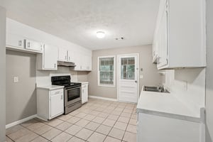 Kimberly Way SW 245-S2108-012.jpg