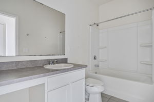  Photo 24