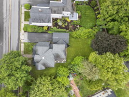  Photo 0