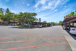 027_247 N Capitol Ave 
