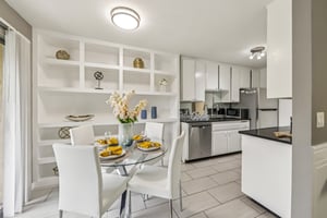 N Capitol Ave 245-S1311-009.jpg