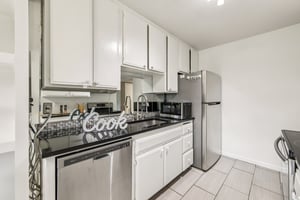 N Capitol Ave 245-S1311-012.jpg