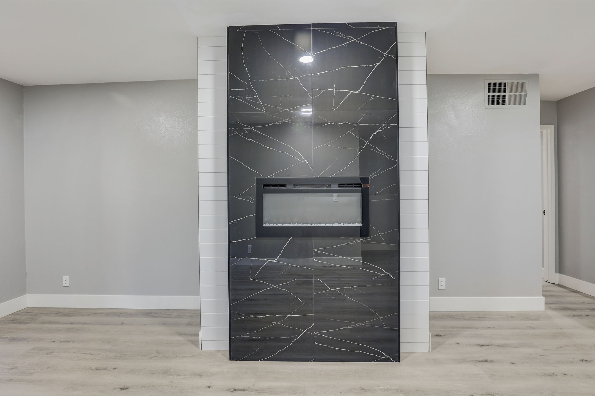 N Capitol Ave-011
