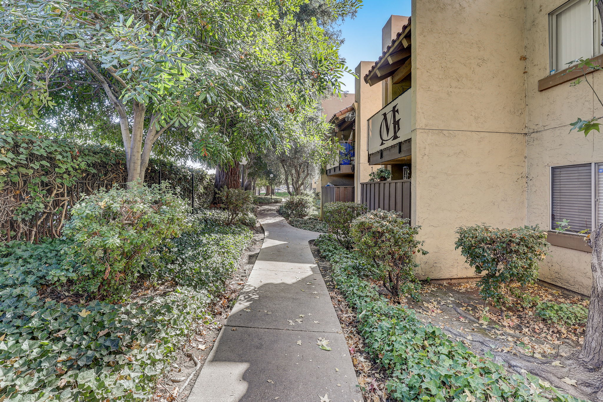 N Capitol Ave-003