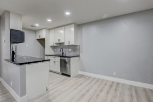 N Capitol Ave-013