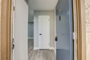 N Capitol Ave-005