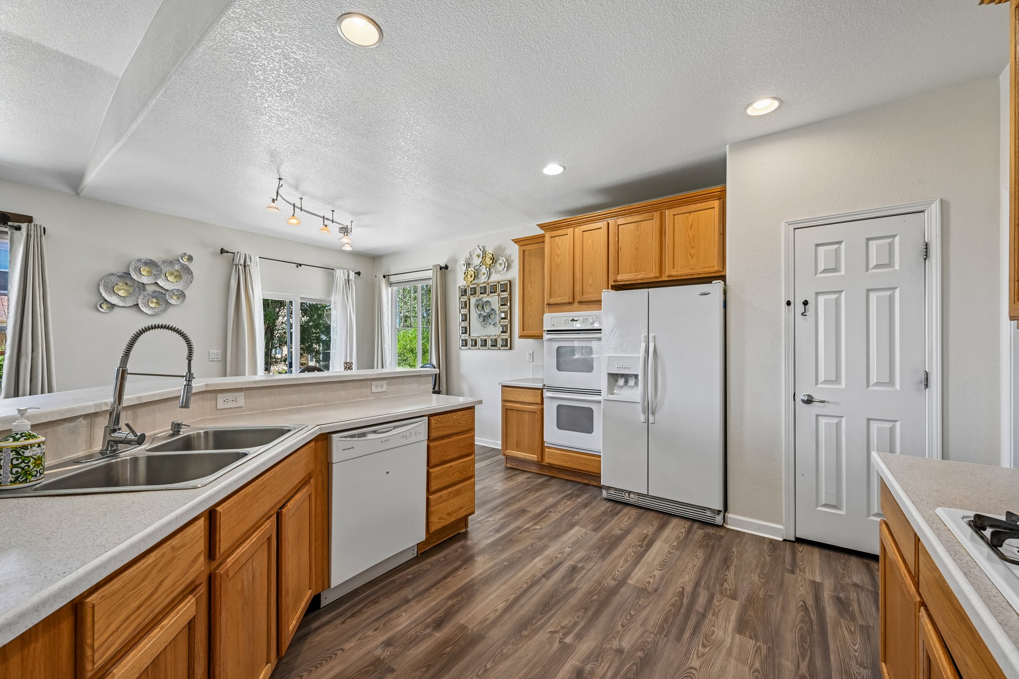 N Coolidge Way-S1407-019.jpg