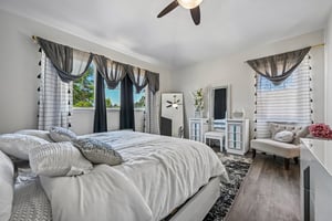 N Coolidge Way-S1407-032.jpg