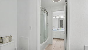  Photo 24