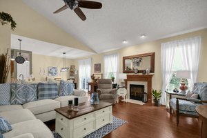 247 Trail E, Pataskala, OH 43062, USA Photo 9