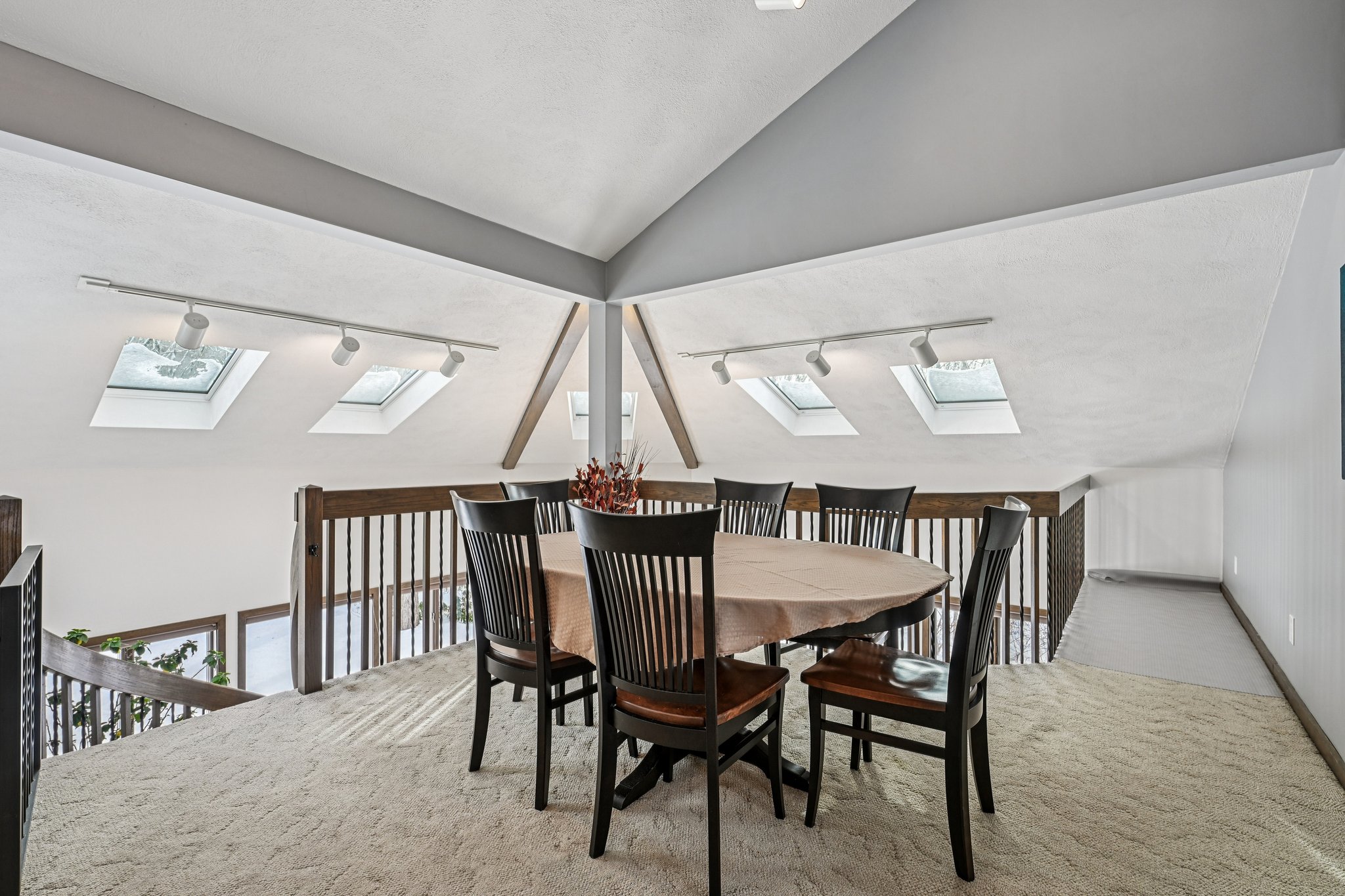 W Acton Rd-S2301-012.jpg