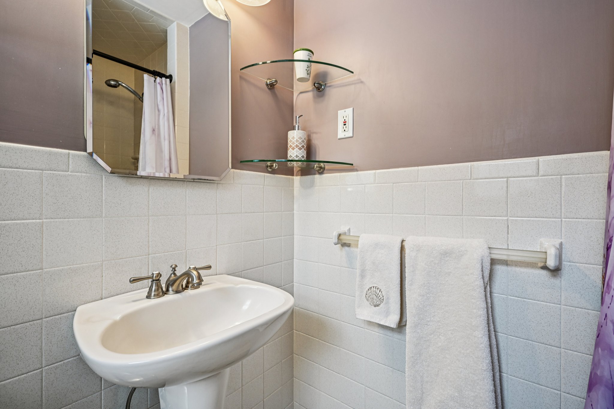 W Acton Rd-S2301-026.jpg