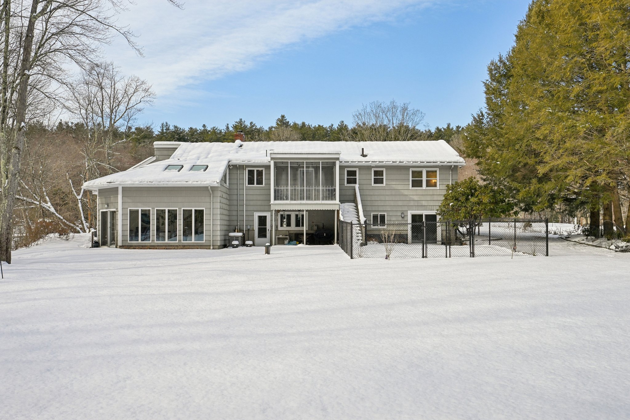 W Acton Rd-S2301-044.jpg