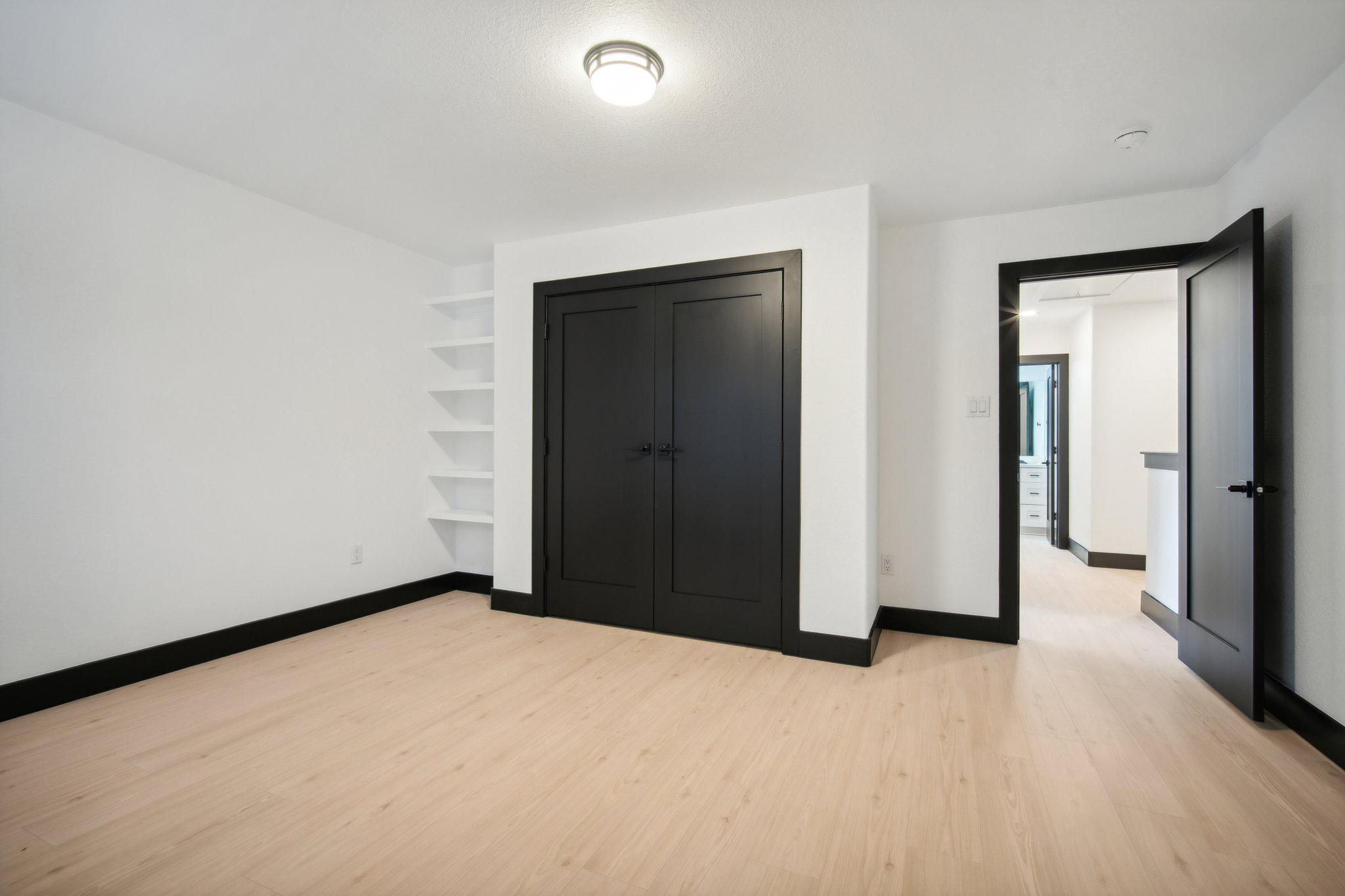 Woodlake Dr-023.jpg