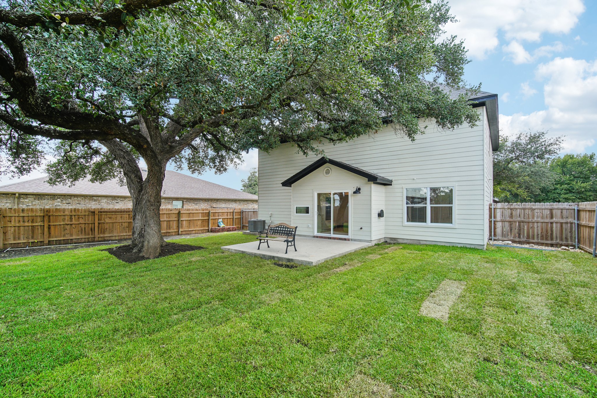 Woodlake Dr-044.jpg