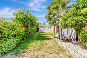 039_2473 Olive Ave
