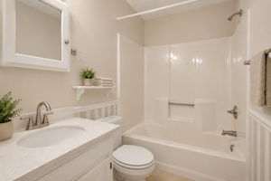 Primary Bathroom - Virtually Staged - AI Generated