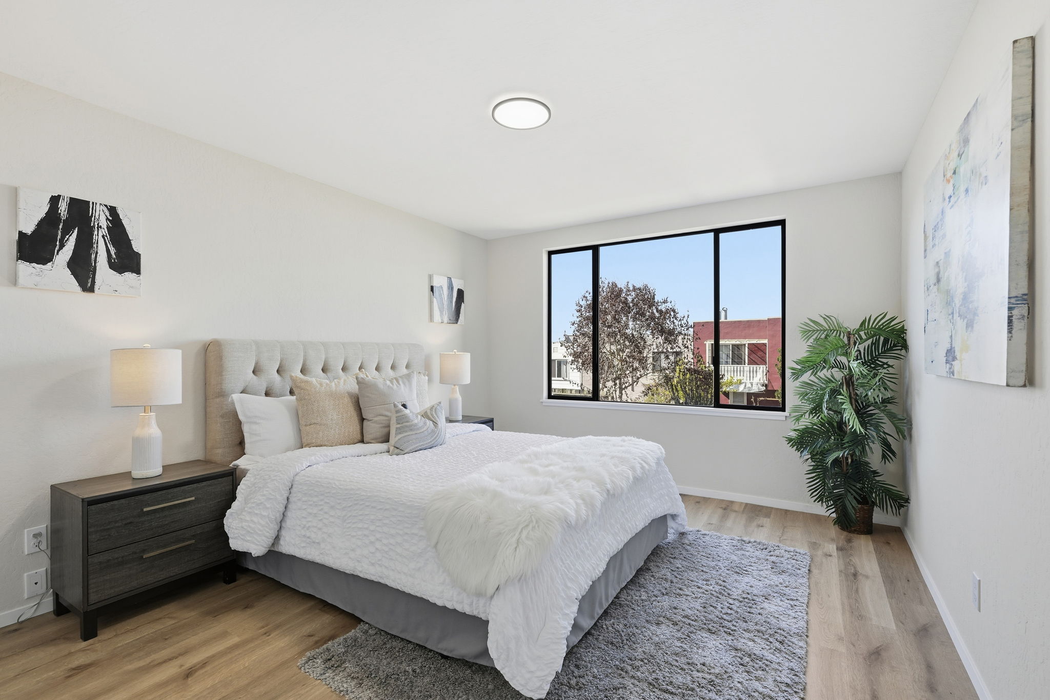 031_F8_2475 18th Ave