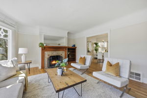 013_F8_2475 18th Ave