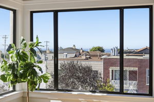 028_F8_2475 18th Ave