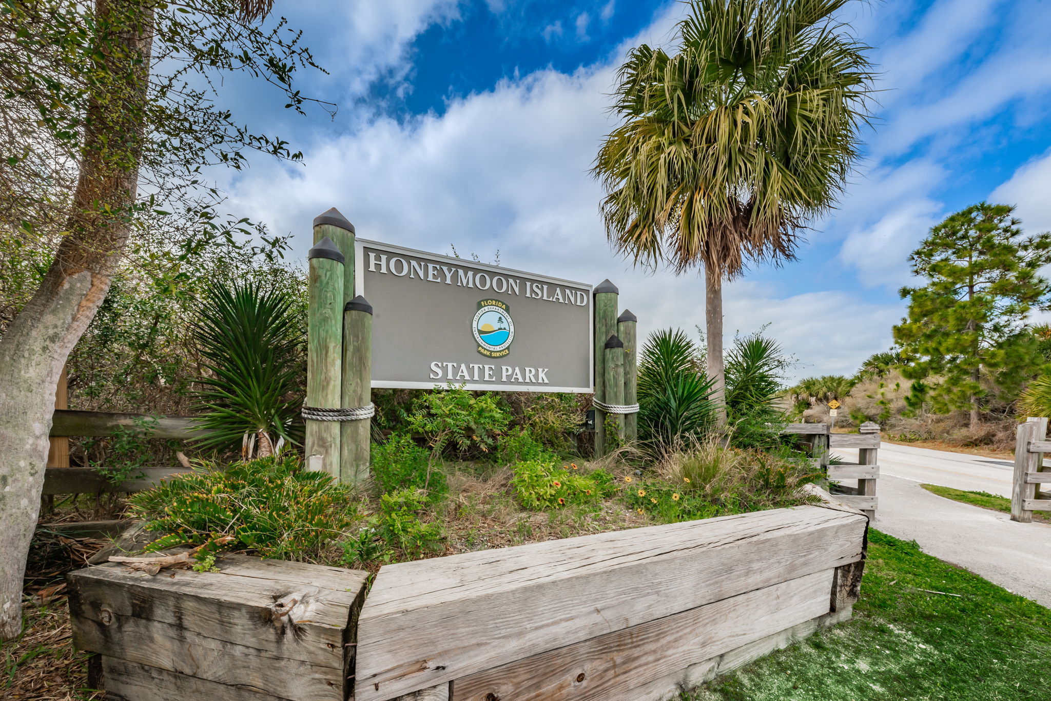 Honeymoon Island Entrance1