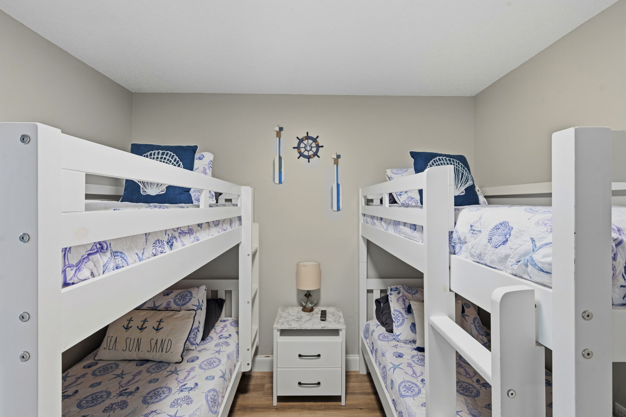 Interiors (13)