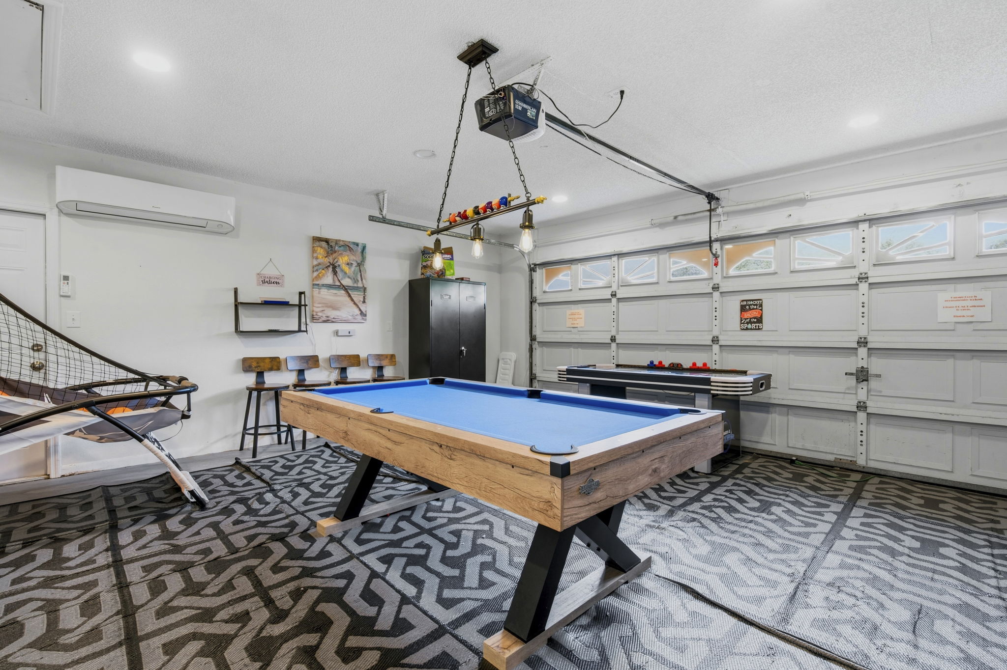 Interiors (42)