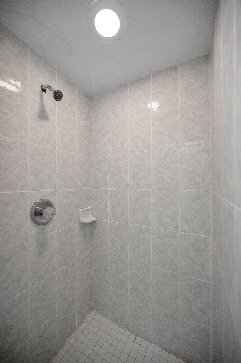 Bathroom2b